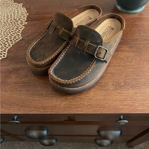 White Mountain Brown Leather Mules